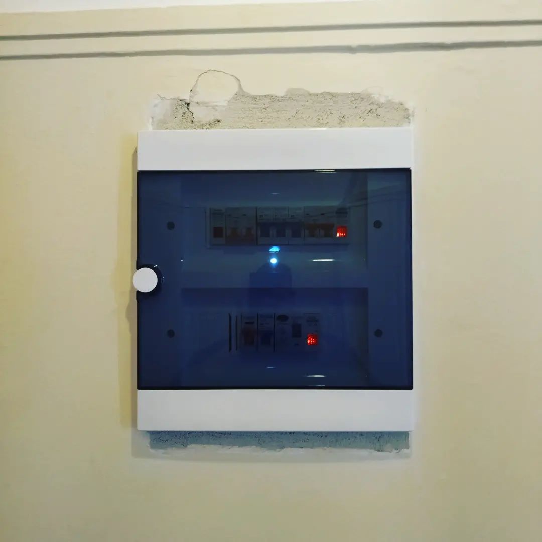 Ηλεκτρολογικές εργασίες Αθήνα — portfolio 4
